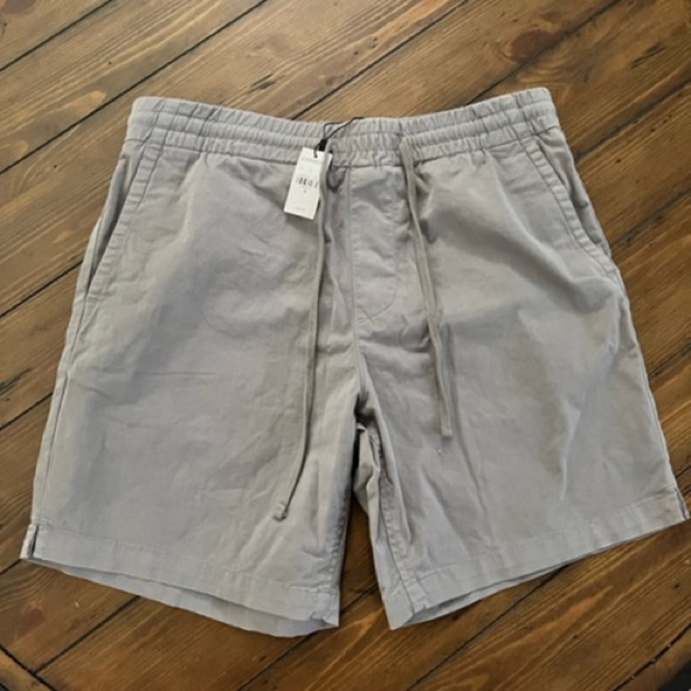 Express Mens, gray, sized medium shorts